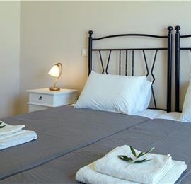 3 bedroom villa with heated pool in Kassiopi, Corfu, sleeps 6